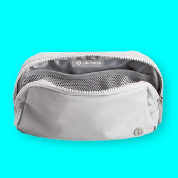 SOLD. NWT LULULEMON Silver Everywhere Belt Bag - Picture 4 of 6